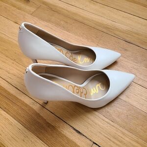 Sam Edelman White Pointed Toe Leather Pumps